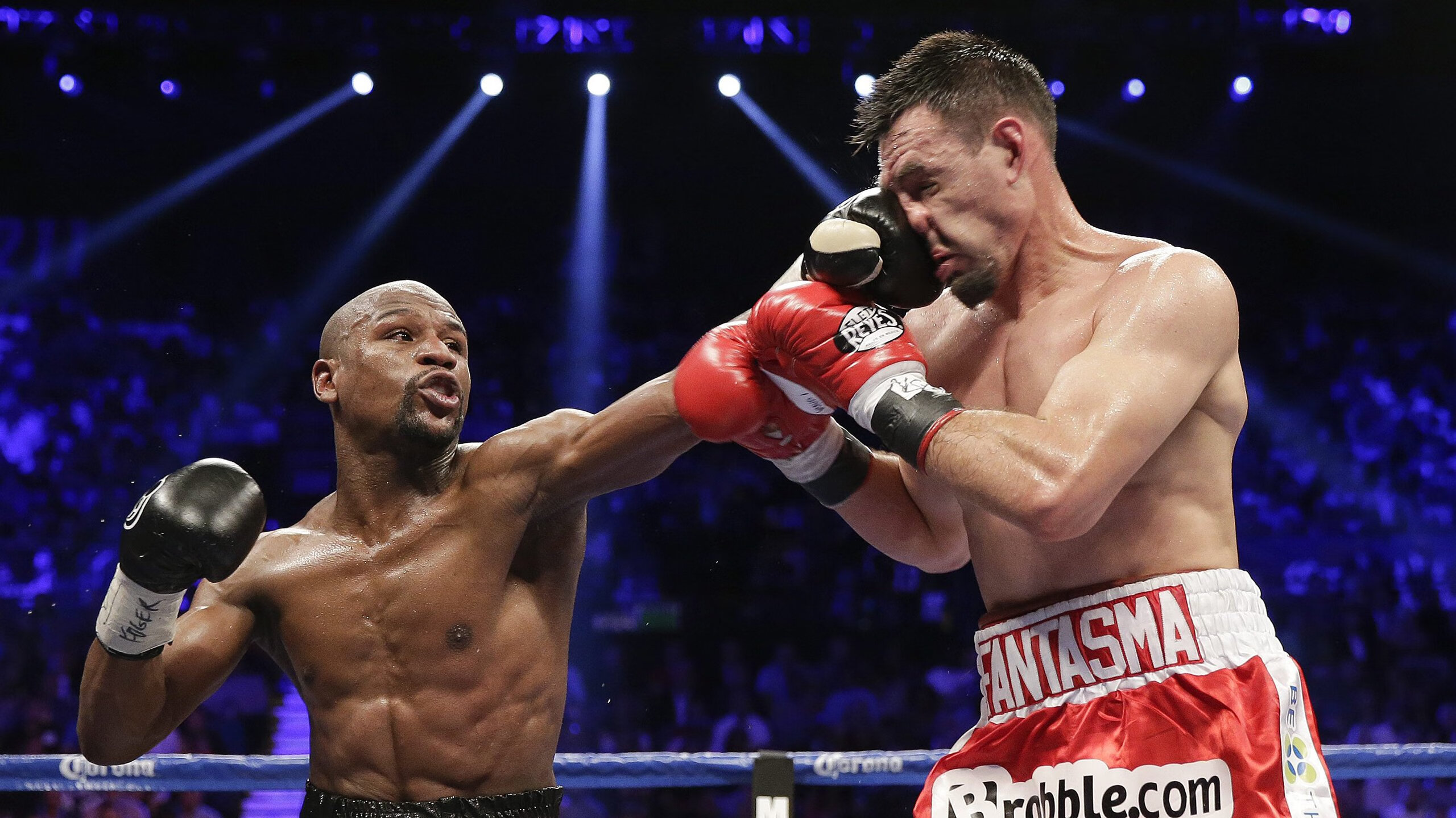 半场比分：56-54，北京队微弱领先，悬念升温！，北京单场比分360